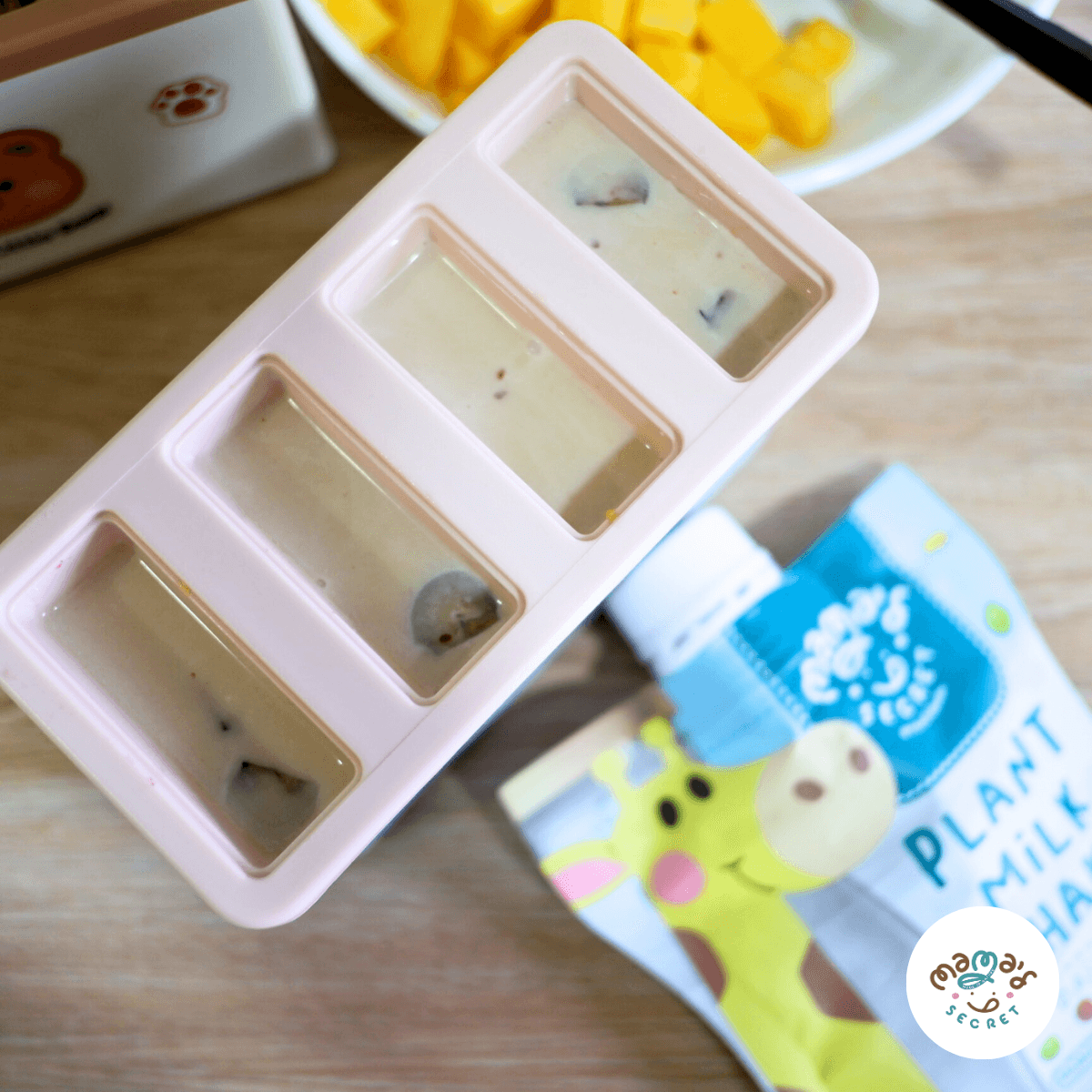 เทนมยีราฟใส่แม่พิมพ์